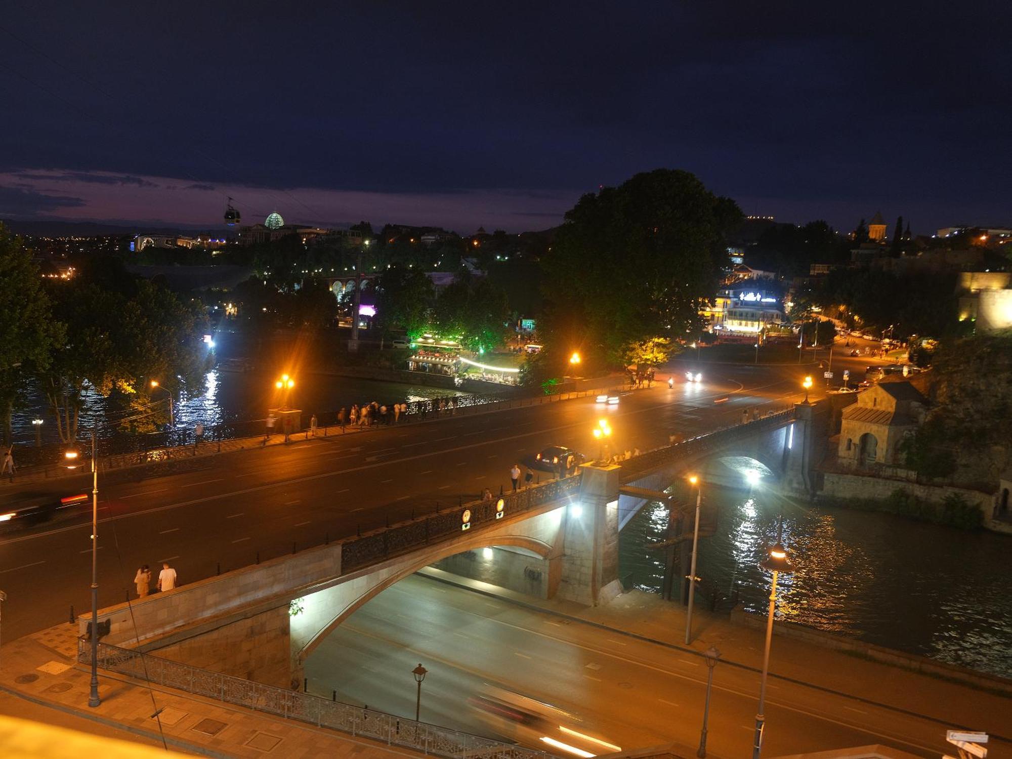 Meidan Inn Tiflis Dış mekan fotoğraf